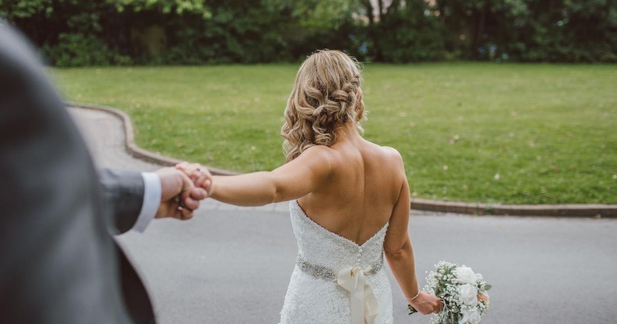 what is a celebrant wedding?