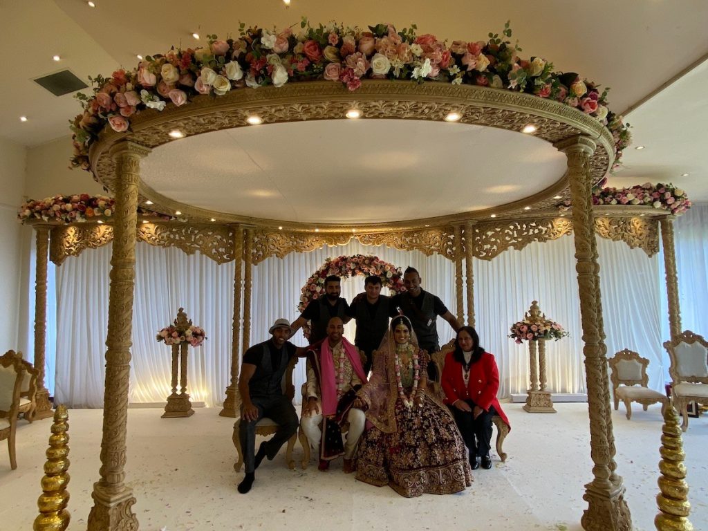 hindu wedding with toastmaster