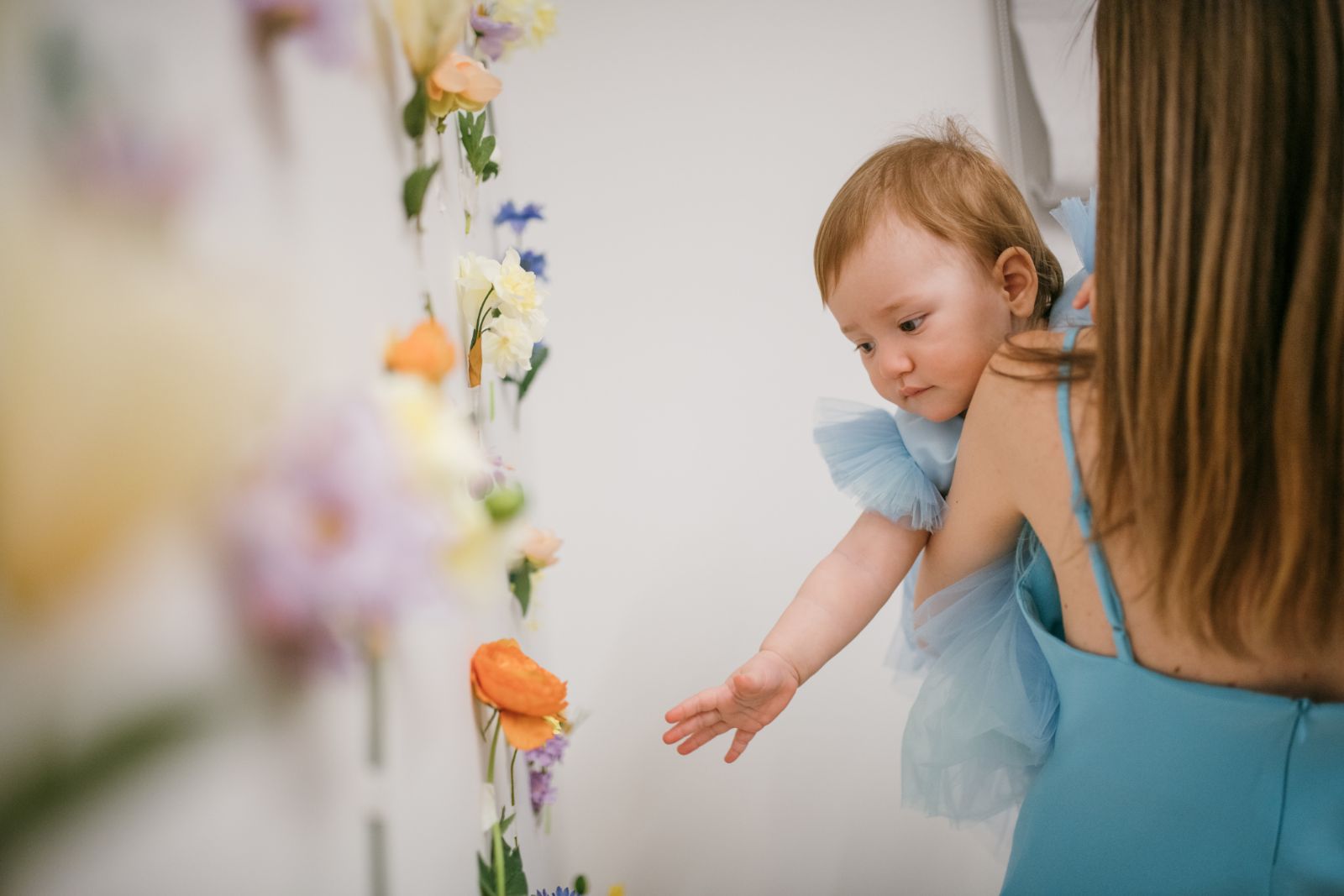 Luxury wedding celebrant